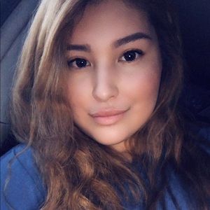 Meet your Posher, Jasmine